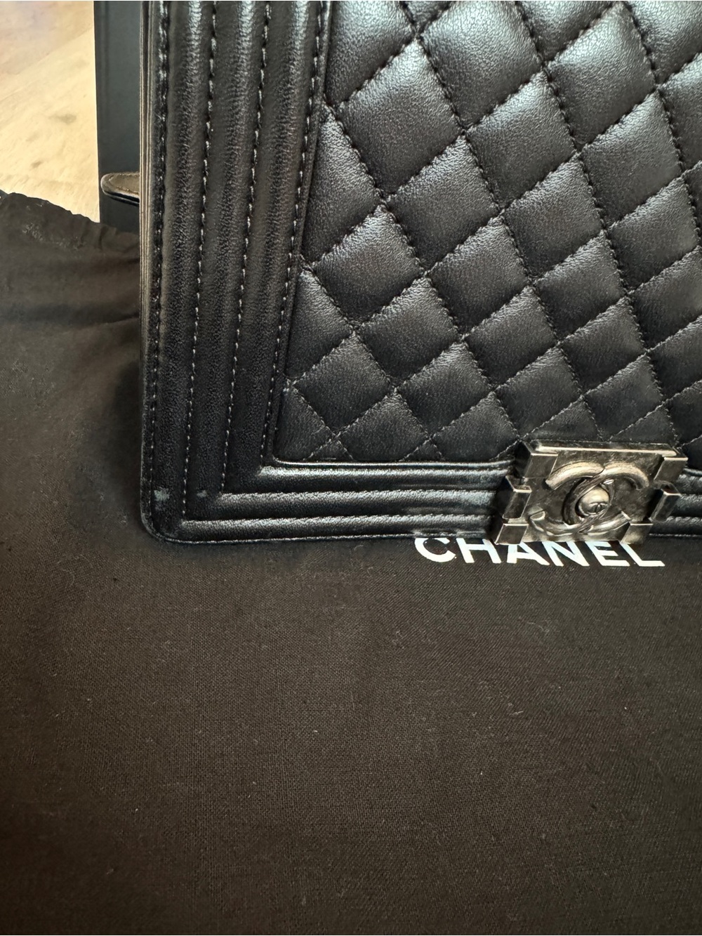 CHANEL Black Quilted Boy Shoulder Bag with Silver Hardware - Picture 2 of 14